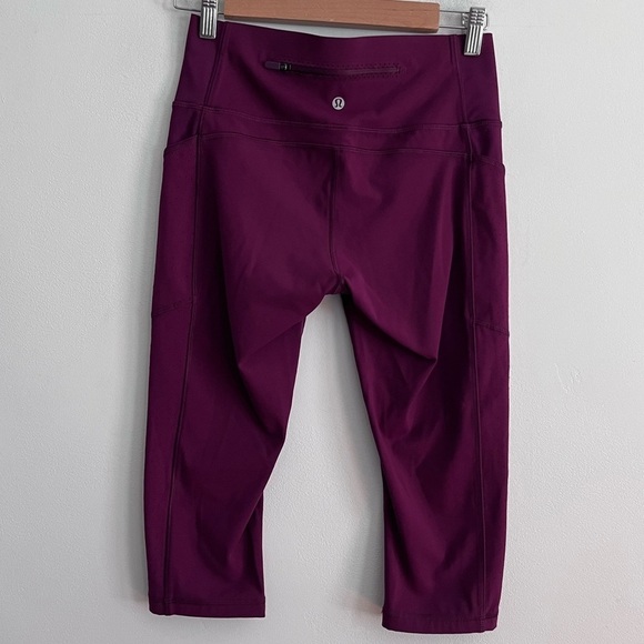 Lululemon Mind Over Miles Cropped Marvel Dark Pink Leggings Size 8 - Picture 3 of 6